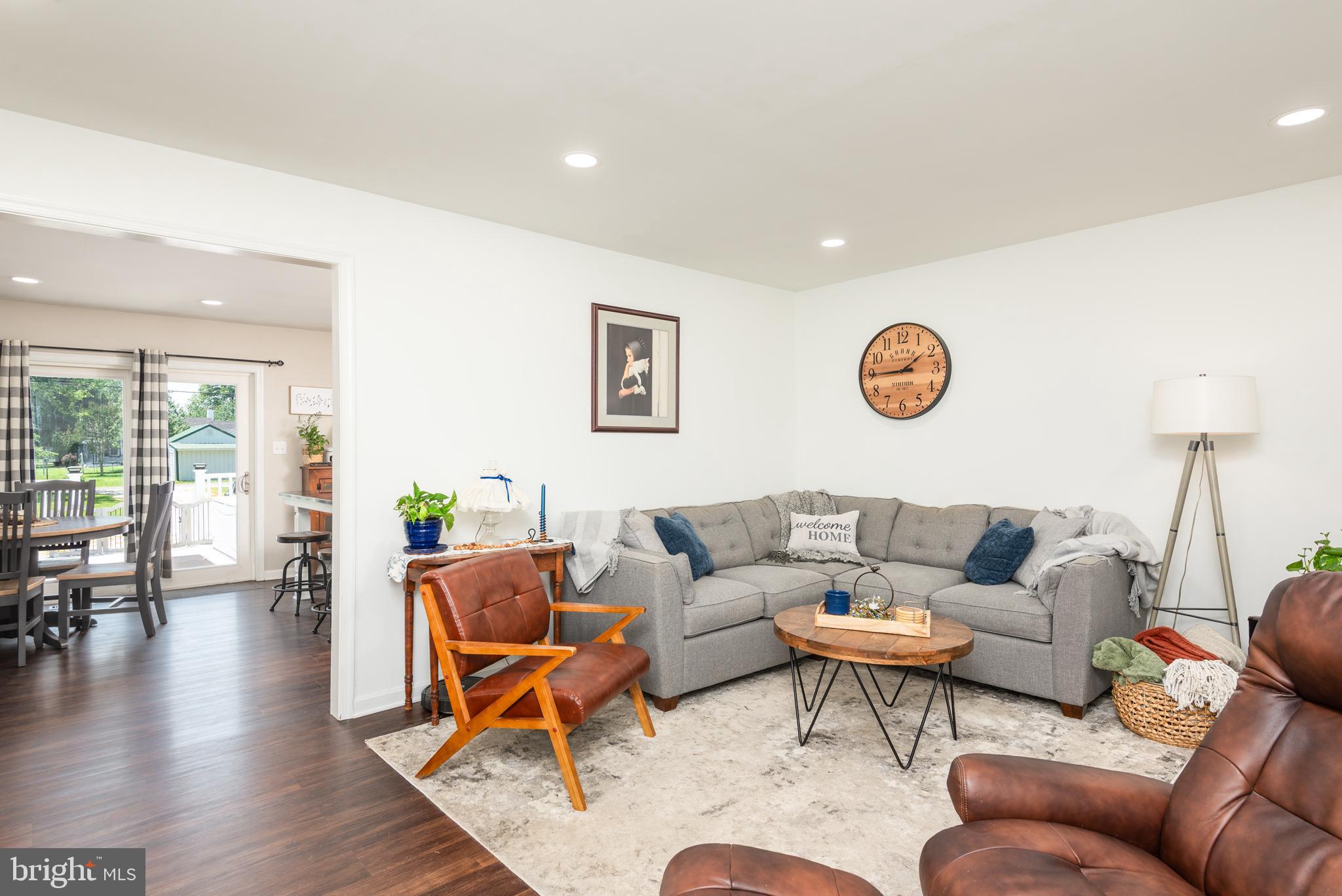 505 Maryland Avenue Ridgely, MD 21660 - Photo 3 of 23 a living room with furniture and wooden floor