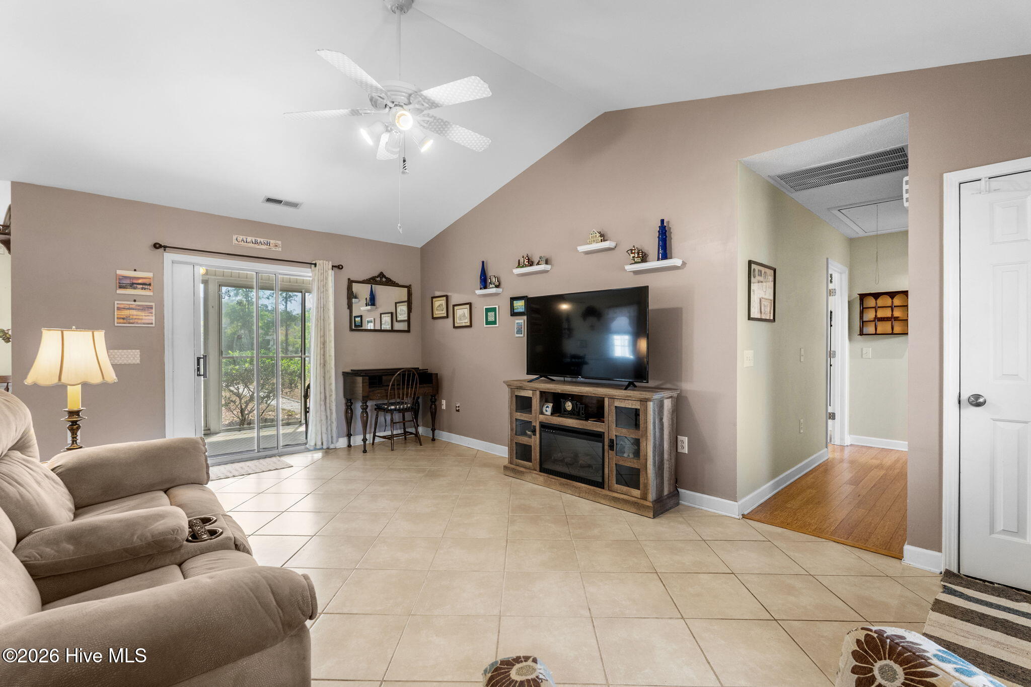 9155 Landing Drive Southwest Calabash, NC 28467 - Photo 3 of 56 11-web-or-mls-9155 Landing Dr SW 10