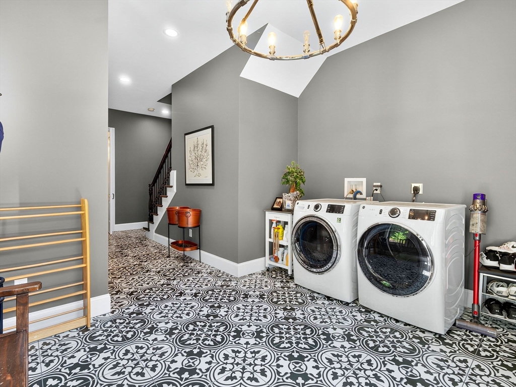 18 Keeney Pond Road Norfolk, MA 02056 - Photo 17 of 42 a utility room with dryer and washer