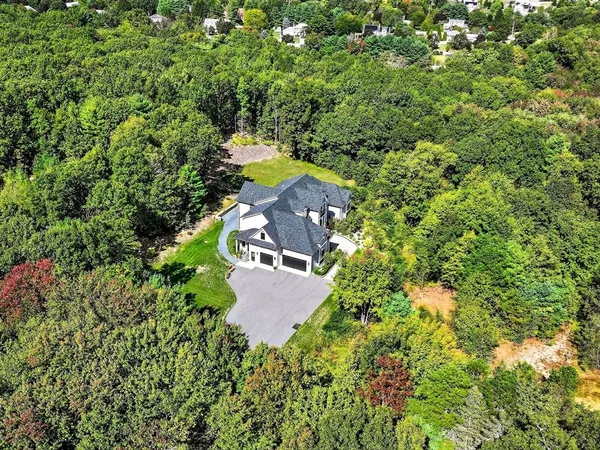 $2,250,000 | 18 Keeney Pond Road, Norfolk, MA 02056