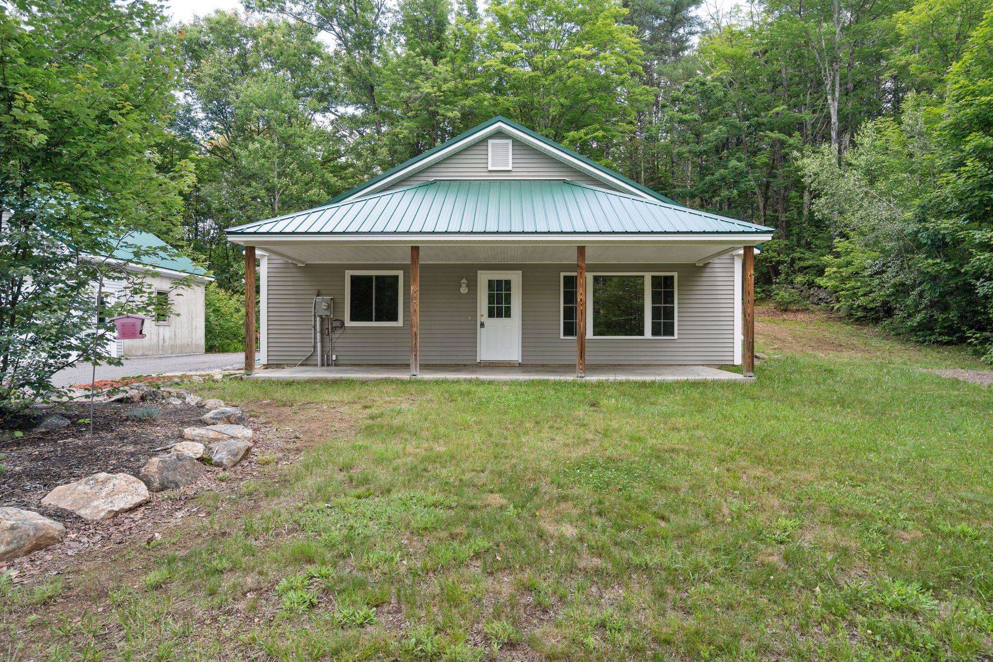 38 Jefferson Road Belmont, NH 03220 - Photo 7 of 40