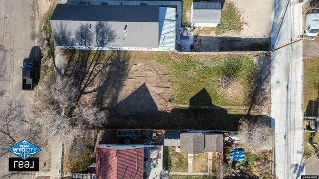 $35,000 | 219 South 3rd Street, Douglas, WY 82633