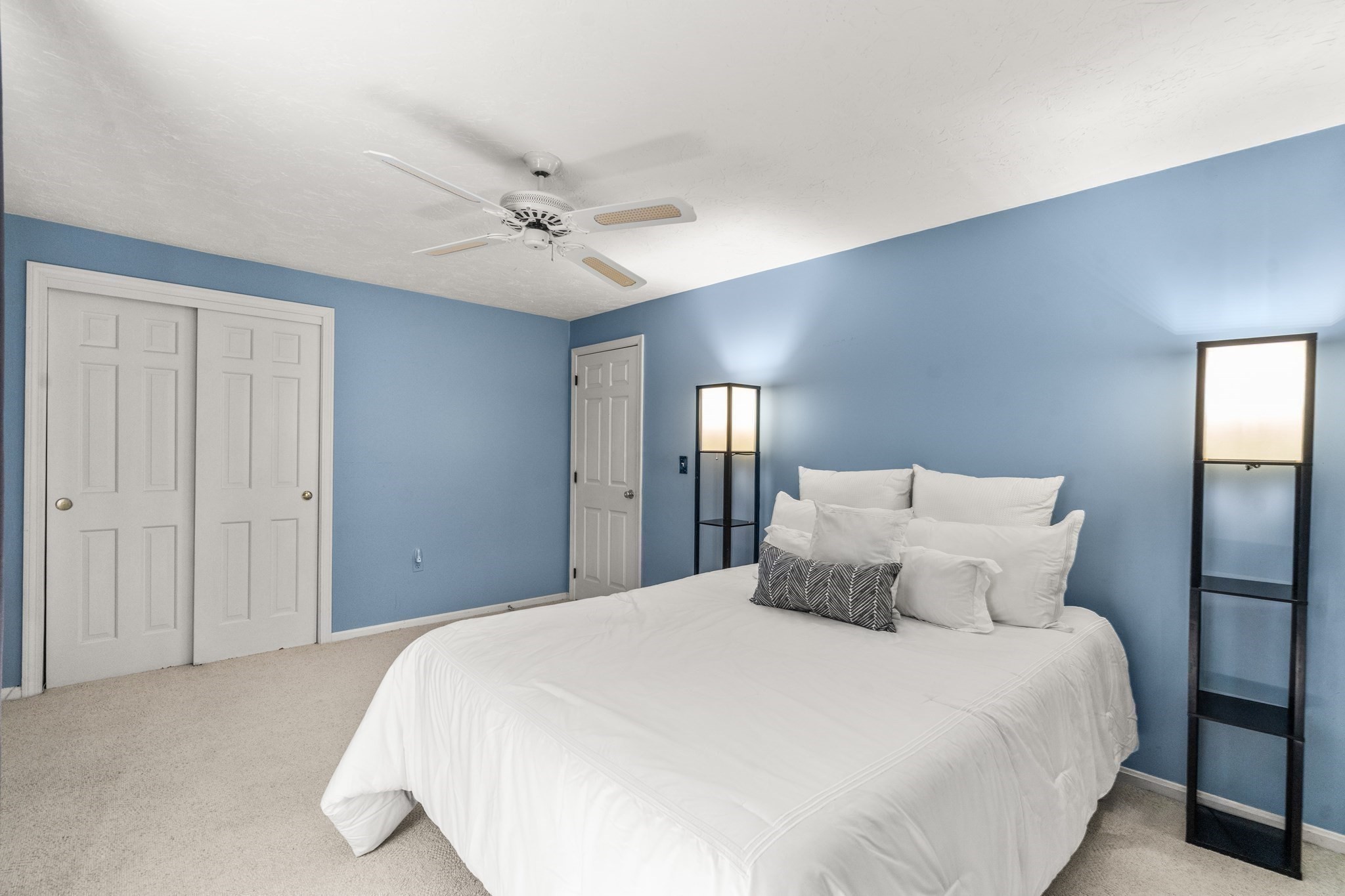 942 Salem End Road Framingham, MA 01702 - Photo 21 of 30 Gallery Image 21