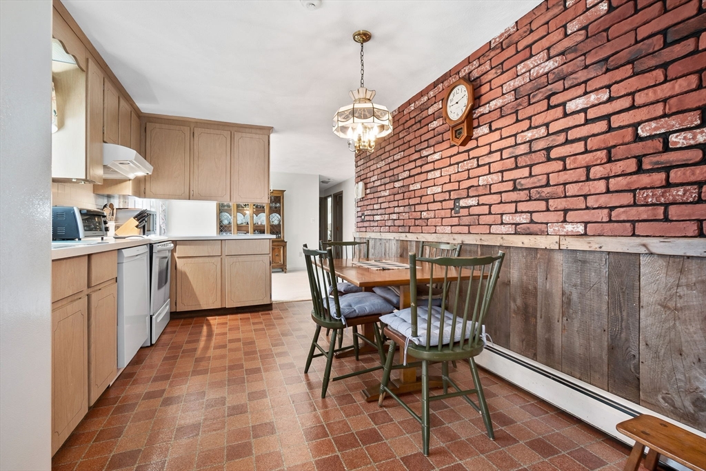 32 Cornell Road Danvers, MA 01923 - Photo 6 of 24 Gallery Image 6