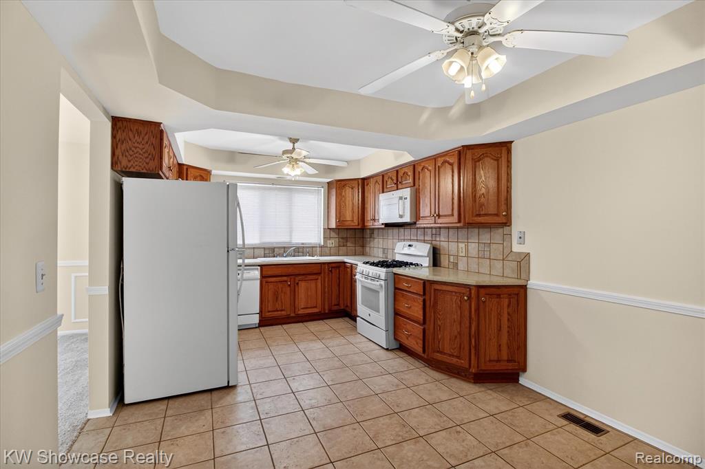 5681 Wedgewood Road Canton, MI 48187 - Photo 5 of 26 Gallery Image 5