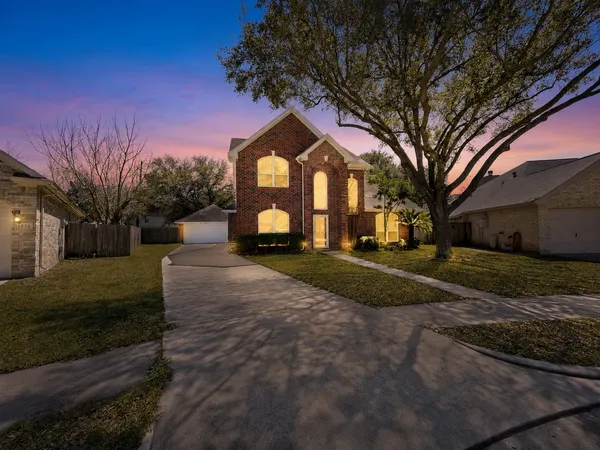 $2,400 | 1727 Park Forest Drive, Katy, TX 77450