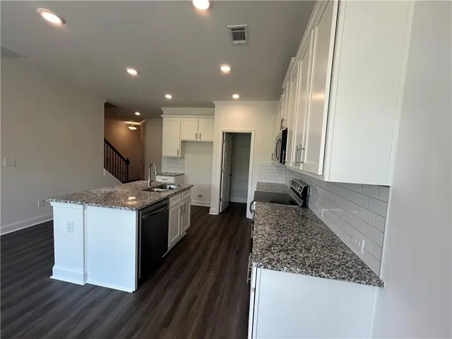 $333,660 | 3853 Billabong Trail, Unit 113, Gainesville, GA 30506