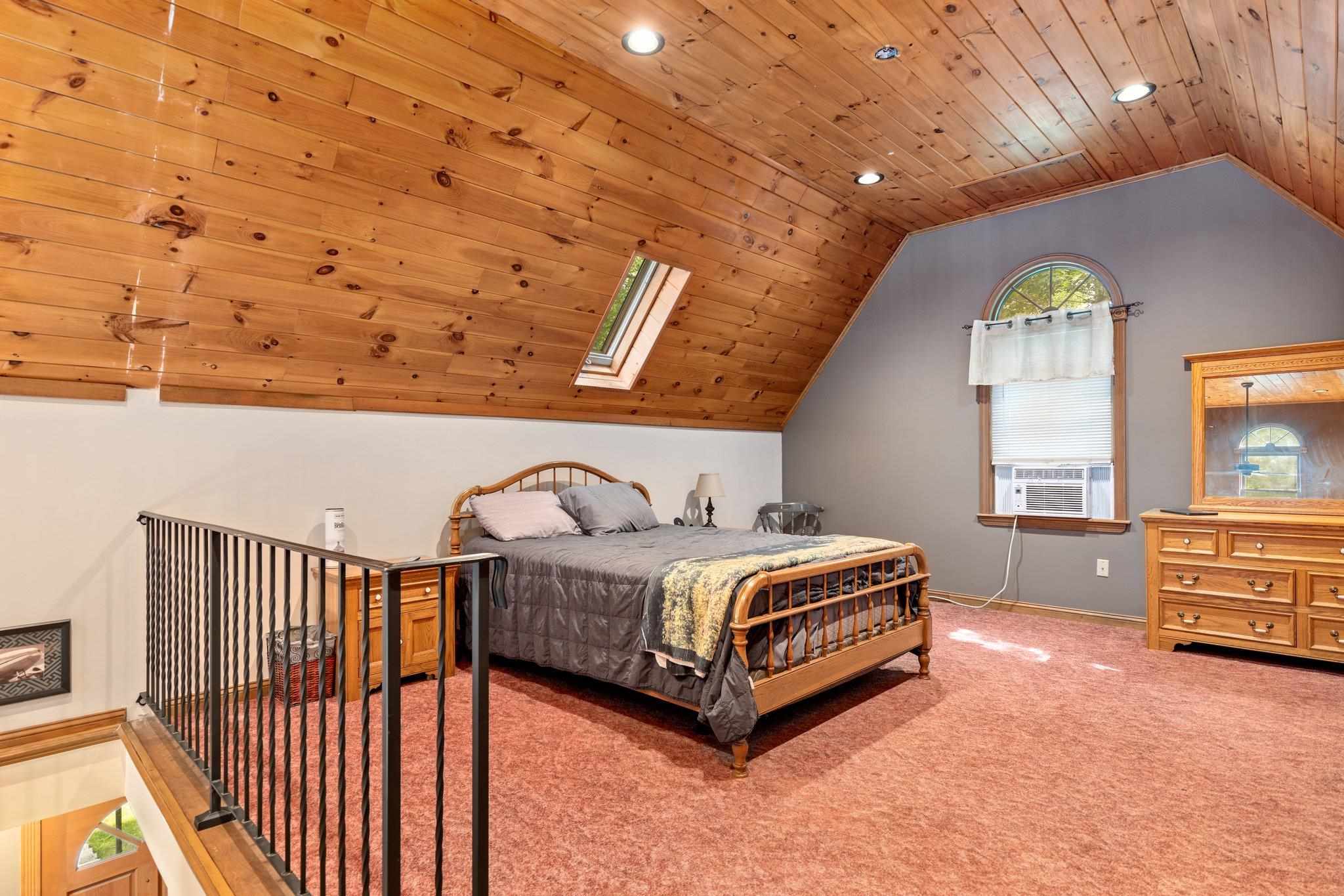 223 North Road Sandown, NH 03873 - Photo 19 of 36