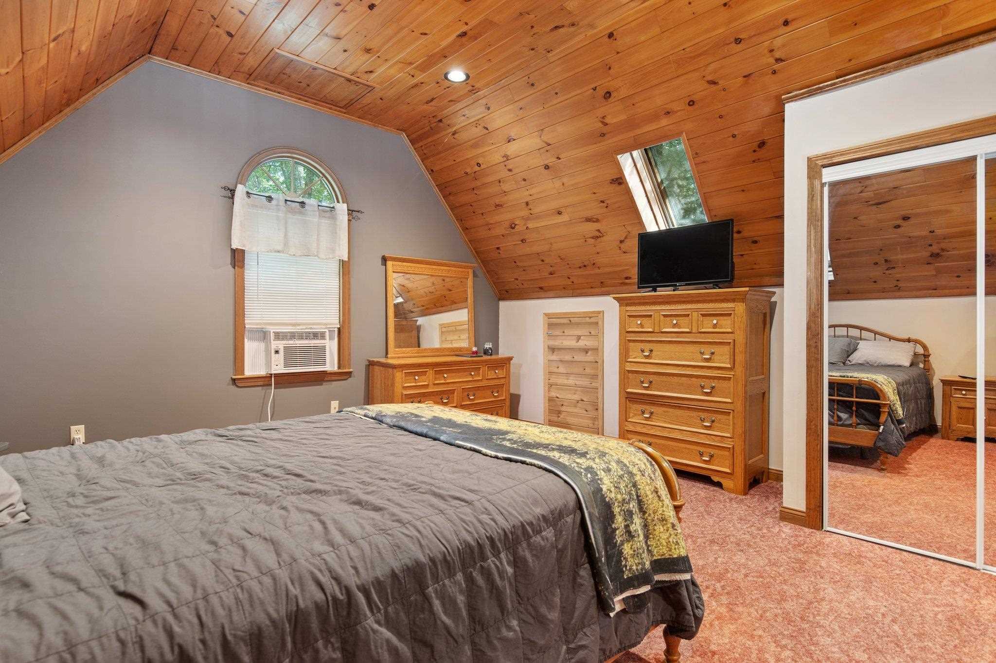 223 North Road Sandown, NH 03873 - Photo 21 of 36