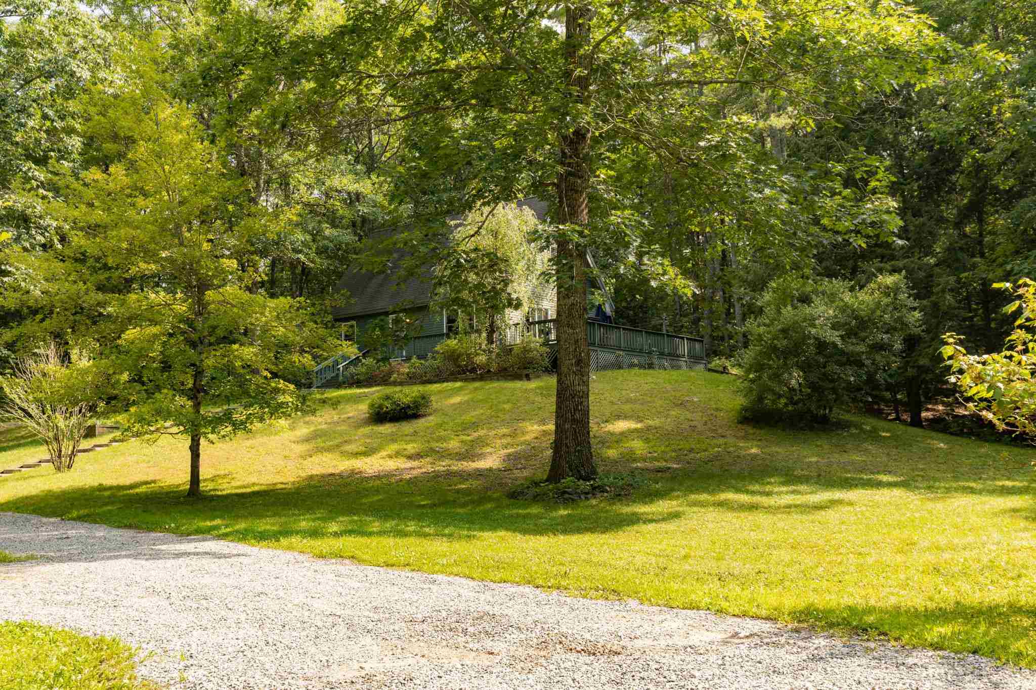 223 North Road Sandown, NH 03873 - Photo 34 of 36
