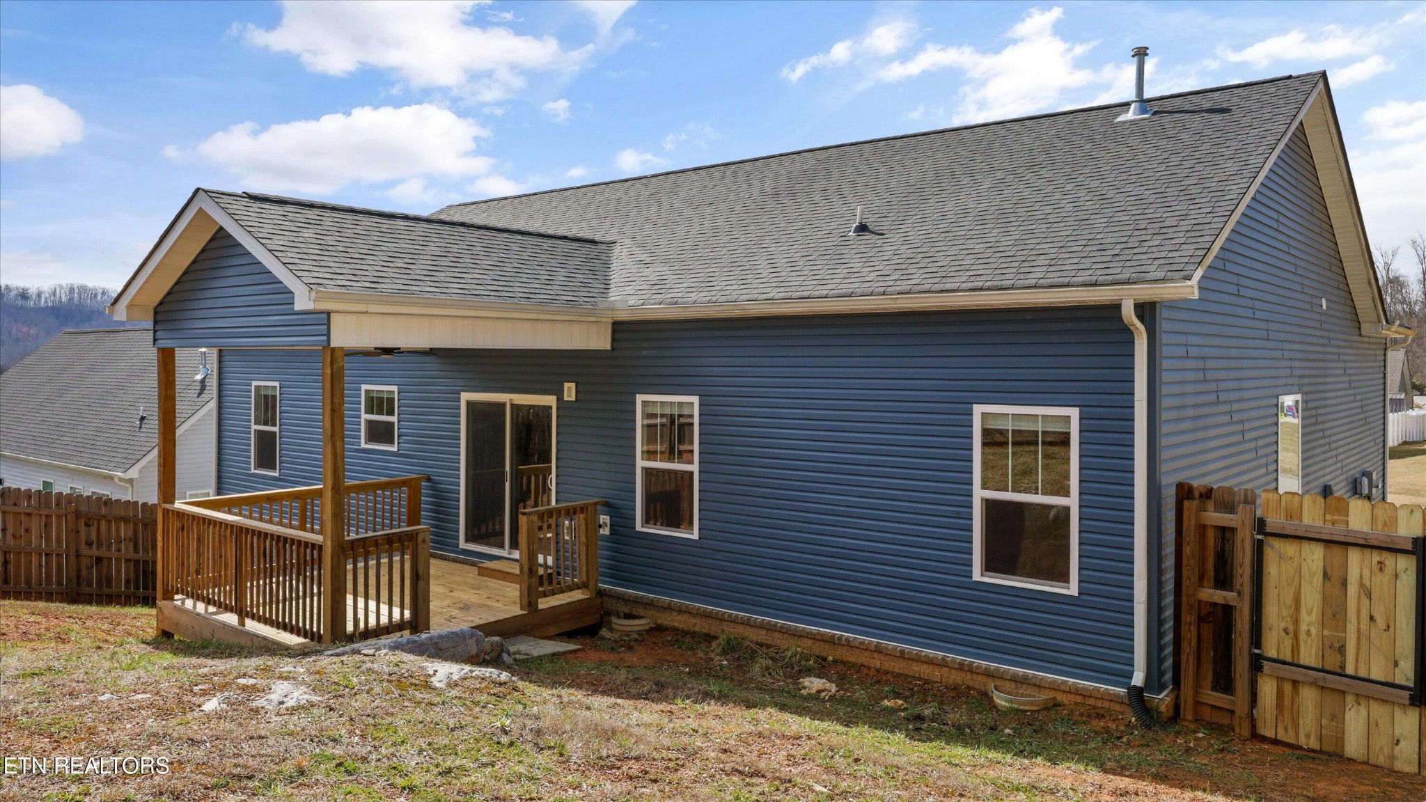 208 Daniel Morris Point Clinton, TN 37716 - Photo 18 of 32 Gallery Image 18