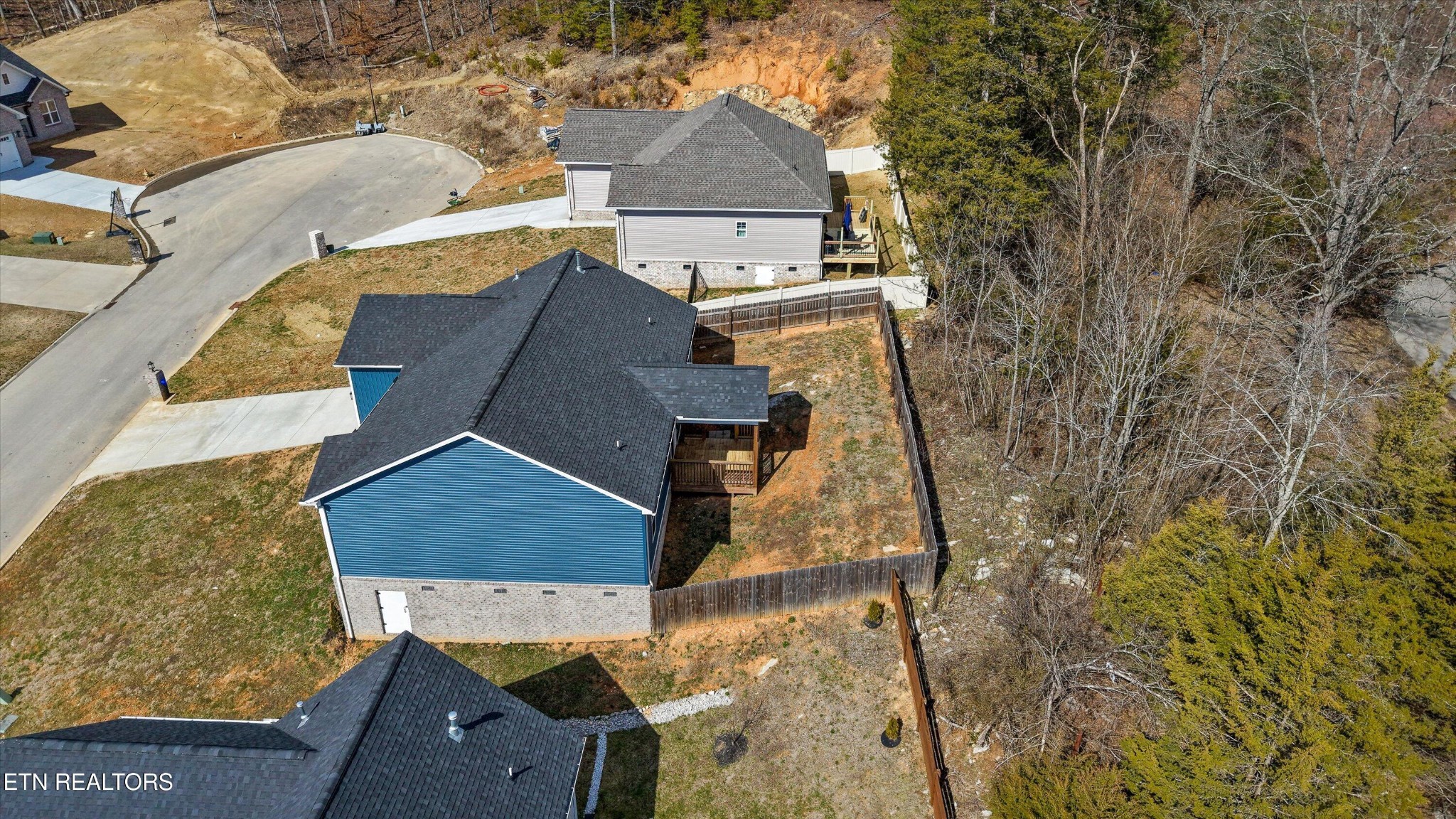 208 Daniel Morris Point Clinton, TN 37716 - Photo 25 of 32 Gallery Image 25