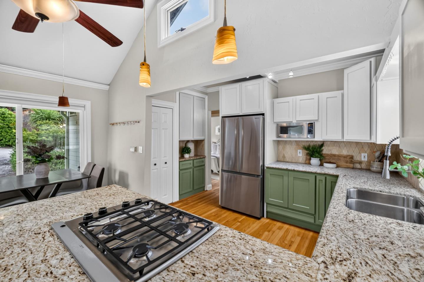 8285 Hihn Road Ben Lomond, CA 95005 - Photo 10 of 46 Gallery Image 10