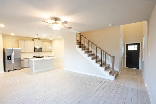 $2,490 | 17549 Rosette Grass Drive, Conroe, TX 77385