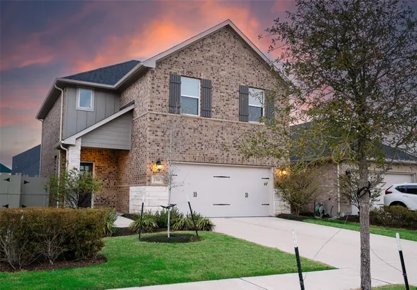 $2,490 | 17549 Rosette Grass Drive, Conroe, TX 77385