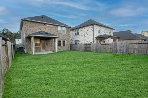 $2,490 | 17549 Rosette Grass Drive, Conroe, TX 77385