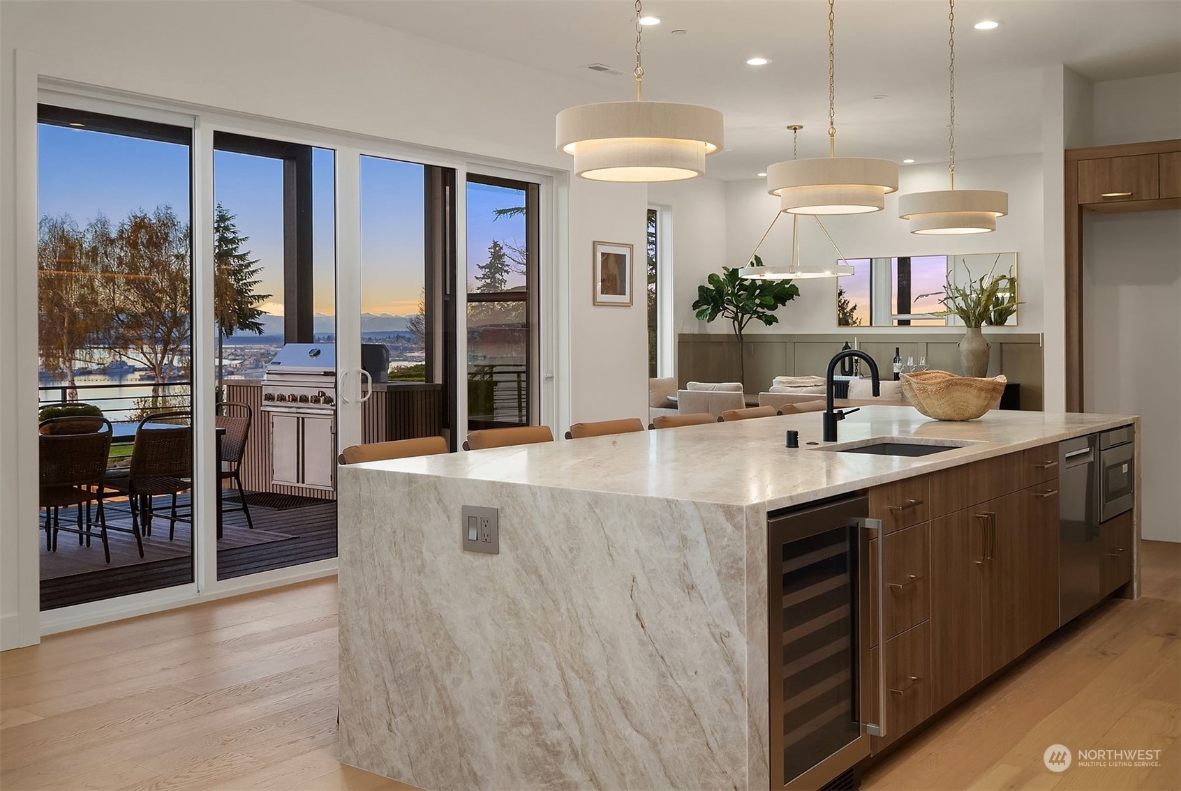 535 View Ridge Drive Everett, WA 98203 - Photo 9 of 40