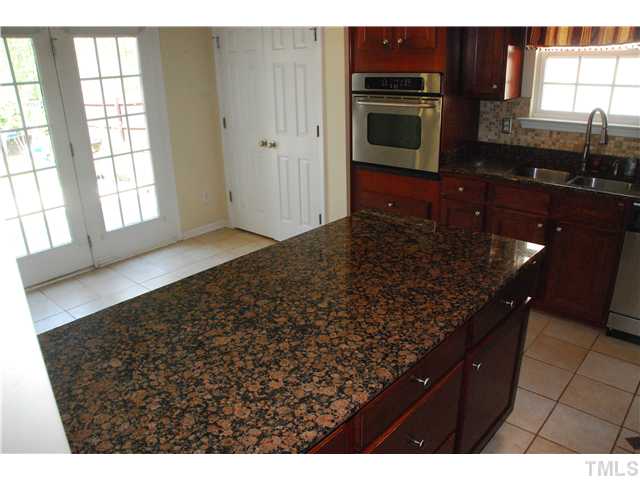 505 Thistlegate Trail Raleigh, NC 27610 - Photo 12 of 21 Gallery Image 12