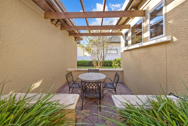 $3,900,000 | 446 Admiral Court, Destin, FL 32541