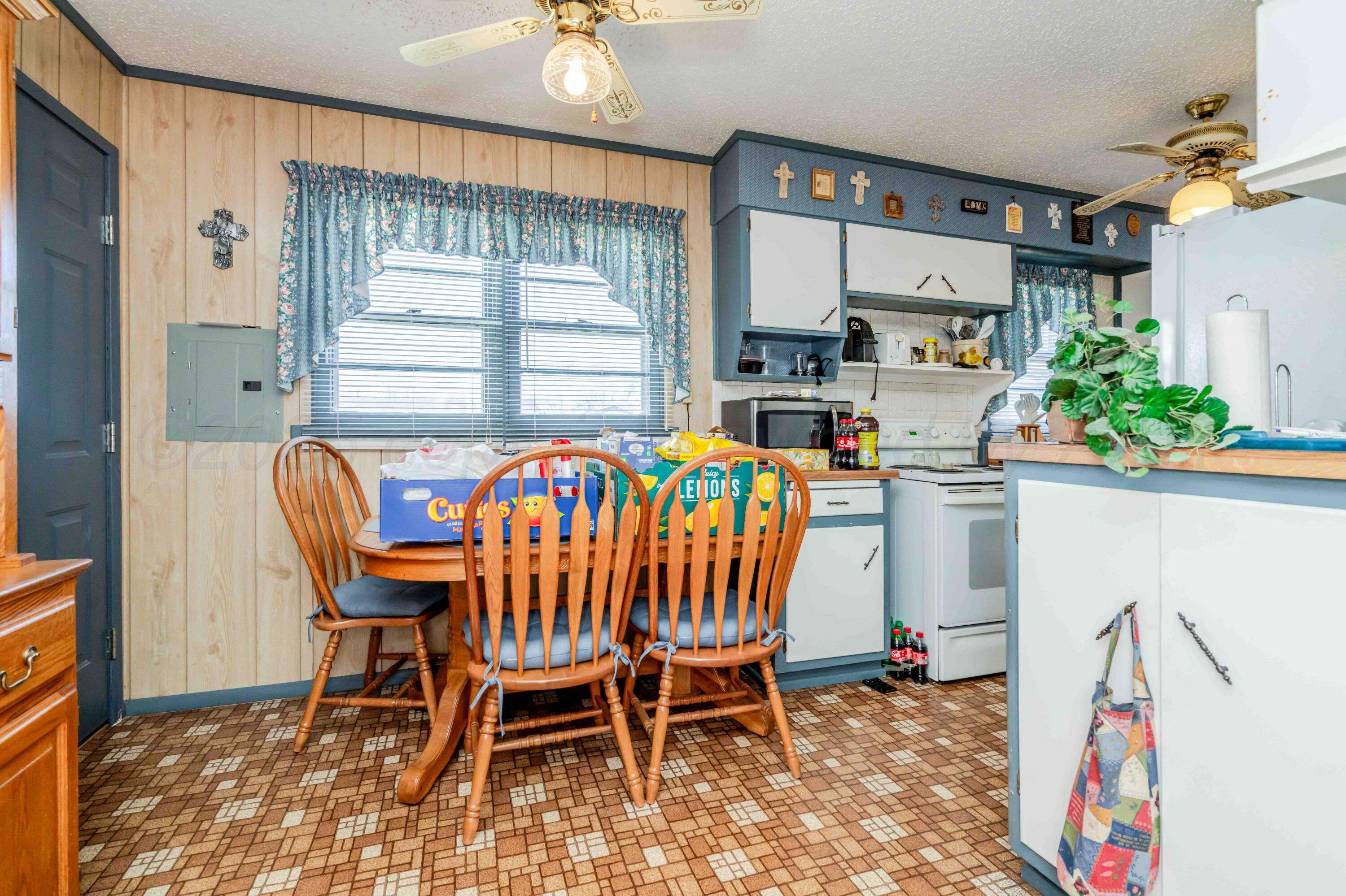 5015 Crockett Street Amarillo, TX 79110 - Photo 8 of 22 5015 Crocket--4