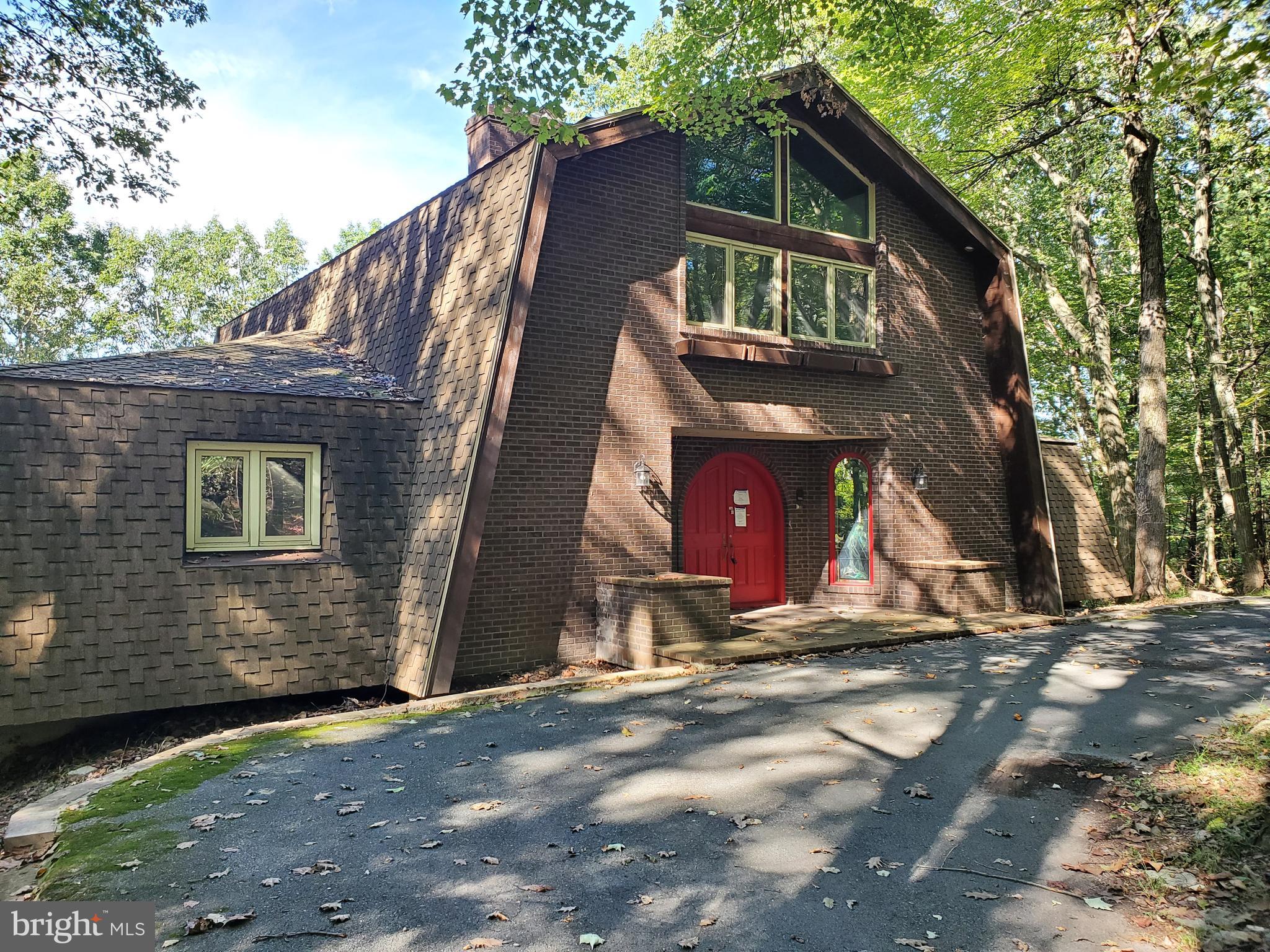 2210 Mockingbird Road Harrisburg, PA 17112 - Photo 1 of 22