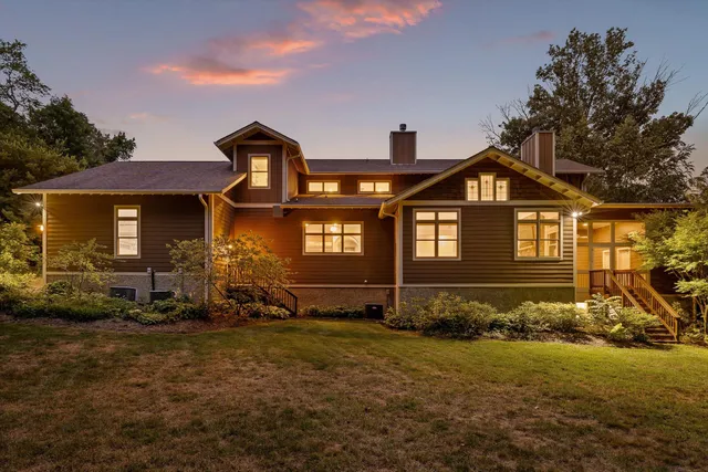 $1,450,000 | 714 Berry Spring Path, Signal Mountain, TN 37377