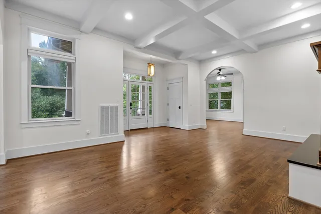 $1,450,000 | 714 Berry Spring Path, Signal Mountain, TN 37377