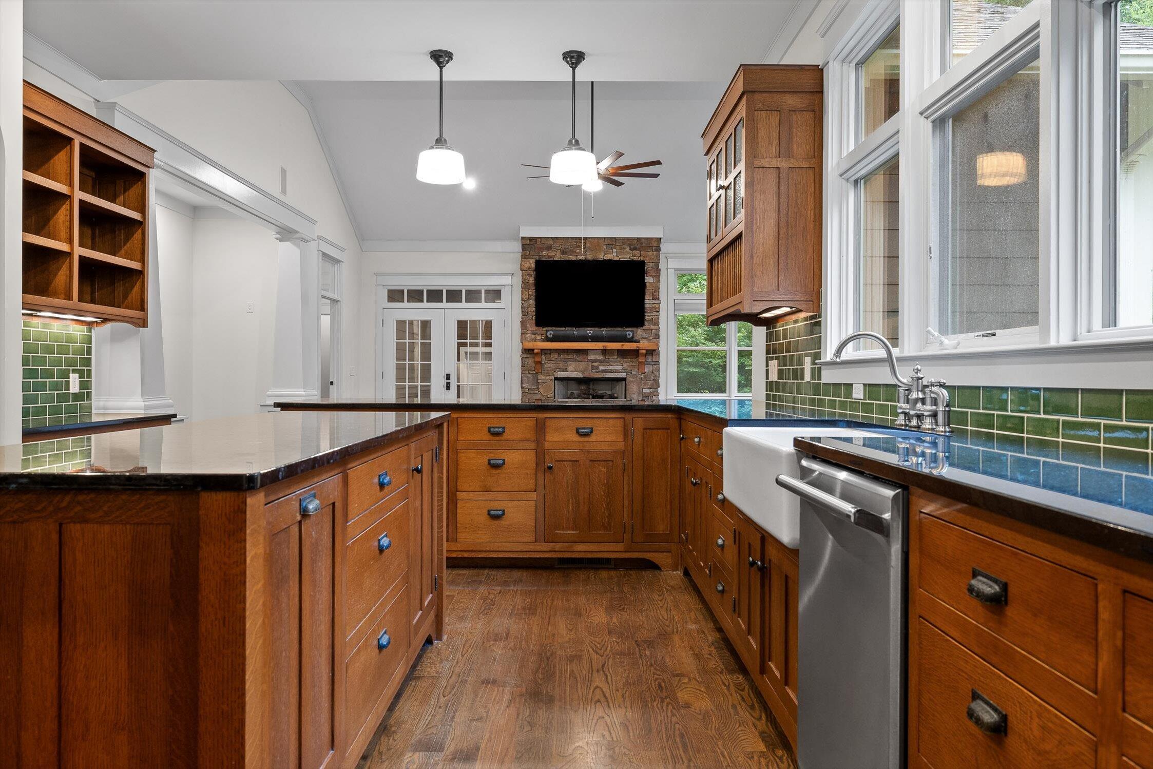 714 Berry Spring Path Signal Mountain, TN 37377 - Photo 23 of 117 076-Berry Spring Path-74