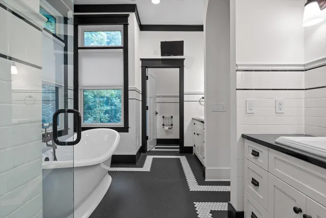 $1,450,000 | 714 Berry Spring Path, Signal Mountain, TN 37377