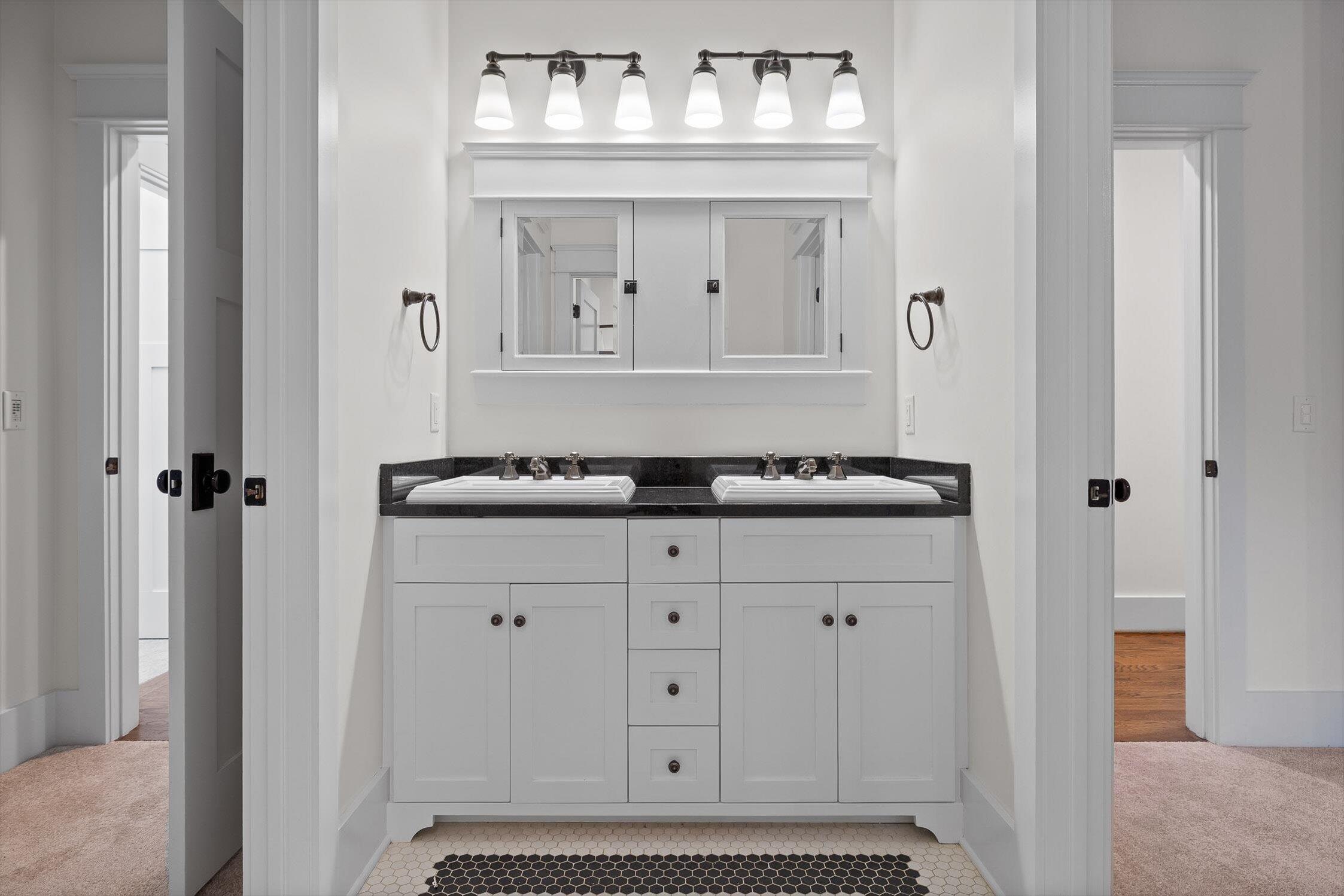 714 Berry Spring Path Signal Mountain, TN 37377 - Photo 53 of 117 114-Berry Spring Path-111