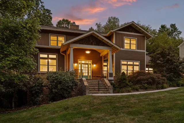 $1,450,000 | 714 Berry Spring Path, Signal Mountain, TN 37377