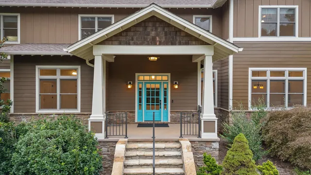 $1,450,000 | 714 Berry Spring Path, Signal Mountain, TN 37377