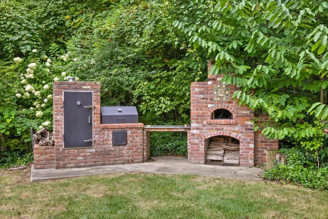 $1,450,000 | 714 Berry Spring Path, Signal Mountain, TN 37377