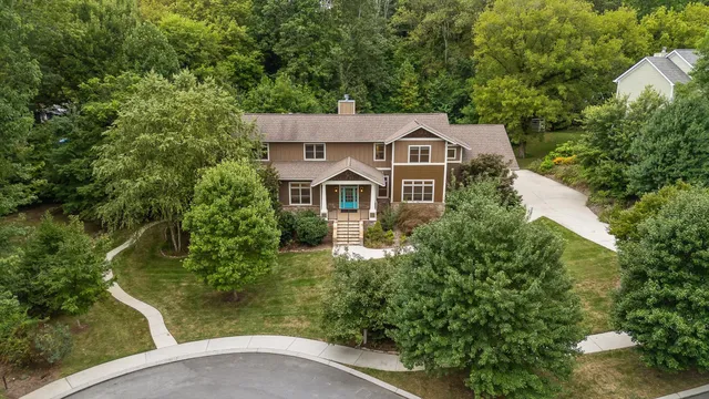 $1,450,000 | 714 Berry Spring Path, Signal Mountain, TN 37377