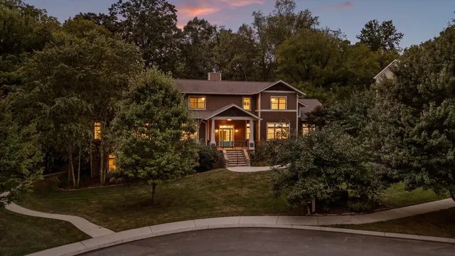 $1,450,000 | 714 Berry Spring Path, Signal Mountain, TN 37377