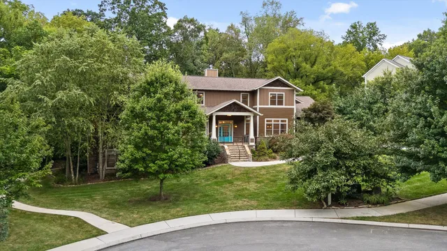 $1,450,000 | 714 Berry Spring Path, Signal Mountain, TN 37377