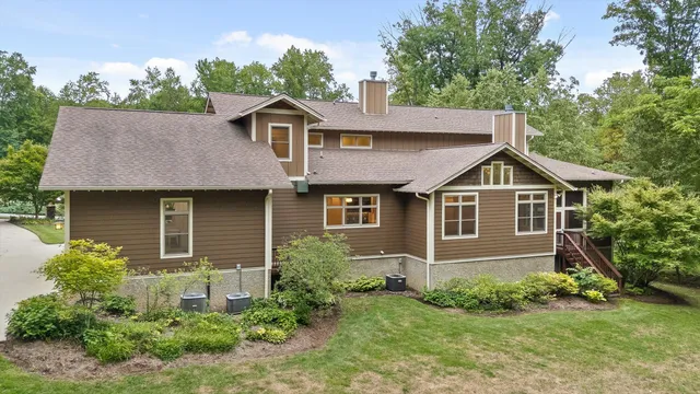 $1,450,000 | 714 Berry Spring Path, Signal Mountain, TN 37377