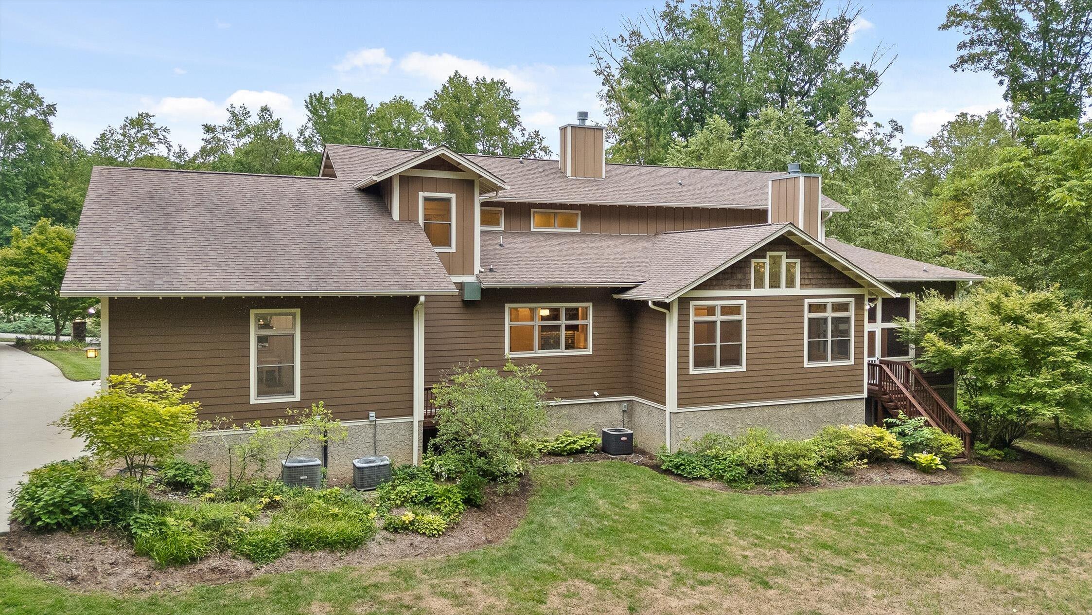 714 Berry Spring Path Signal Mountain, TN 37377 - Photo 10 of 117 024-Berry Spring Path-23
