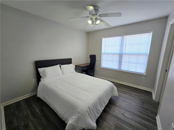 $2,500 | 220 Campus Drive, Unit H, Central, SC 29630