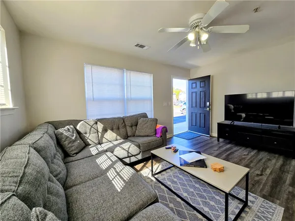 $2,500 | 220 Campus Drive, Unit H, Central, SC 29630