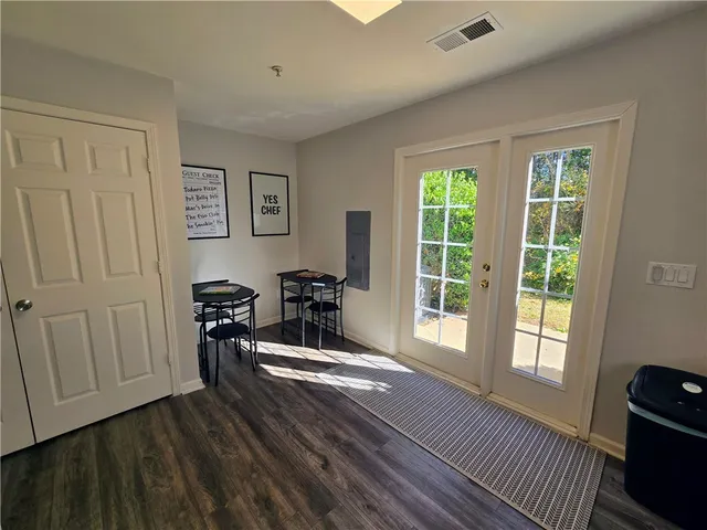 $2,600 | 220 Campus Drive, Unit H, Central, SC 29630