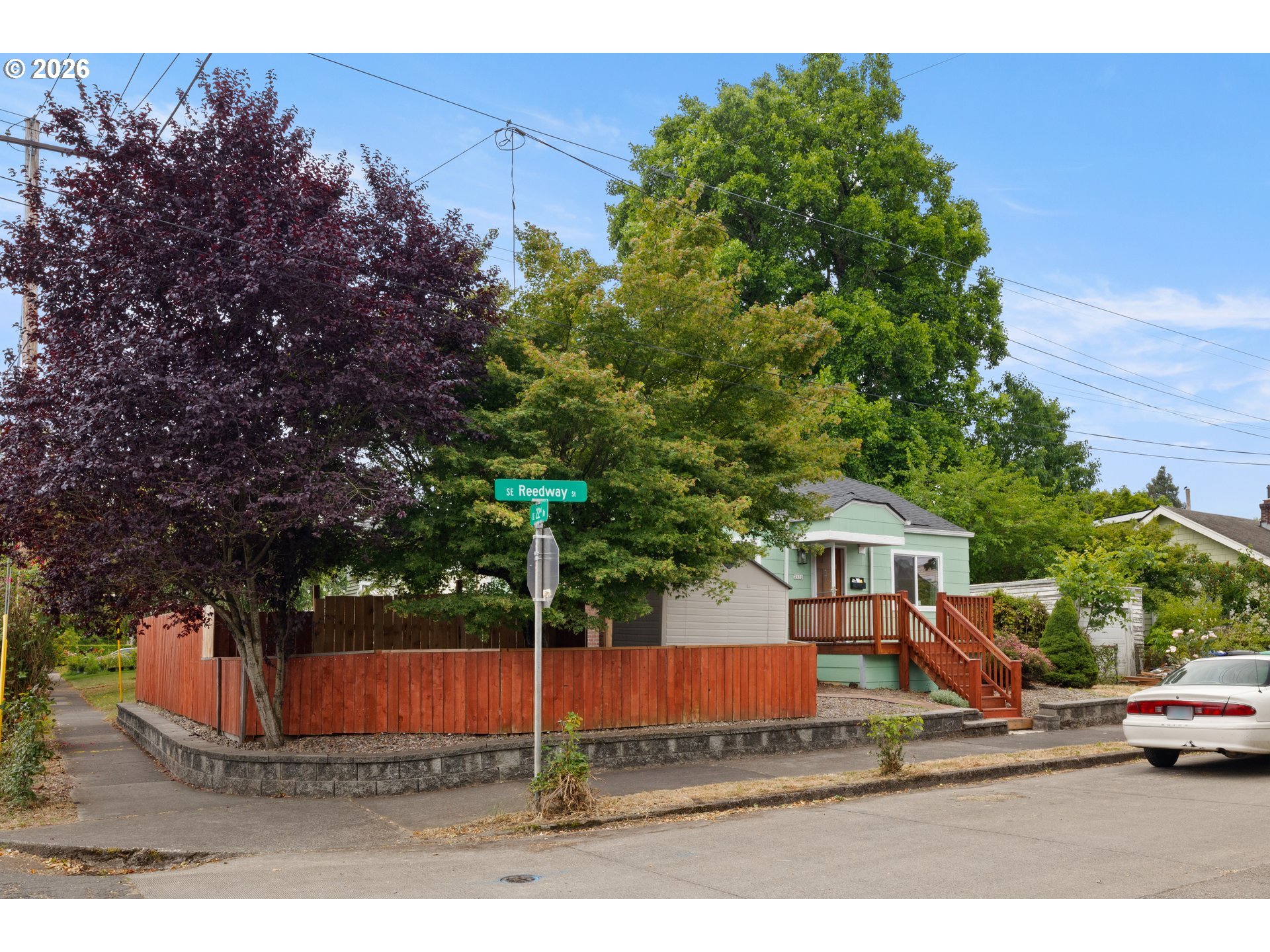 2132 Southeast Reedway Street Portland, OR 97202 - Photo 4 of 32