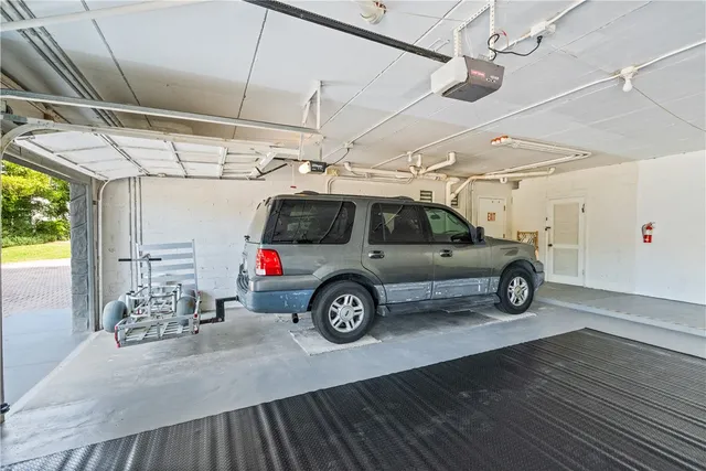 $350,000 | 5300 Highway A1A, Unit 401, Vero Beach, FL 32963