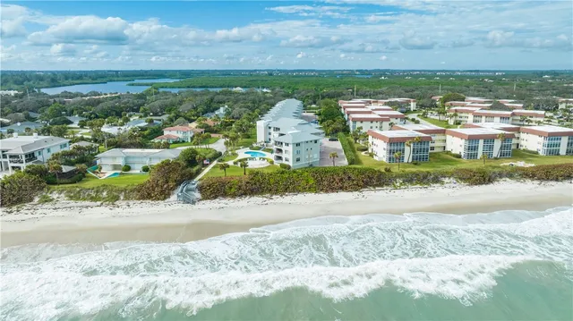 $350,000 | 5300 Highway A1A, Unit 401, Vero Beach, FL 32963