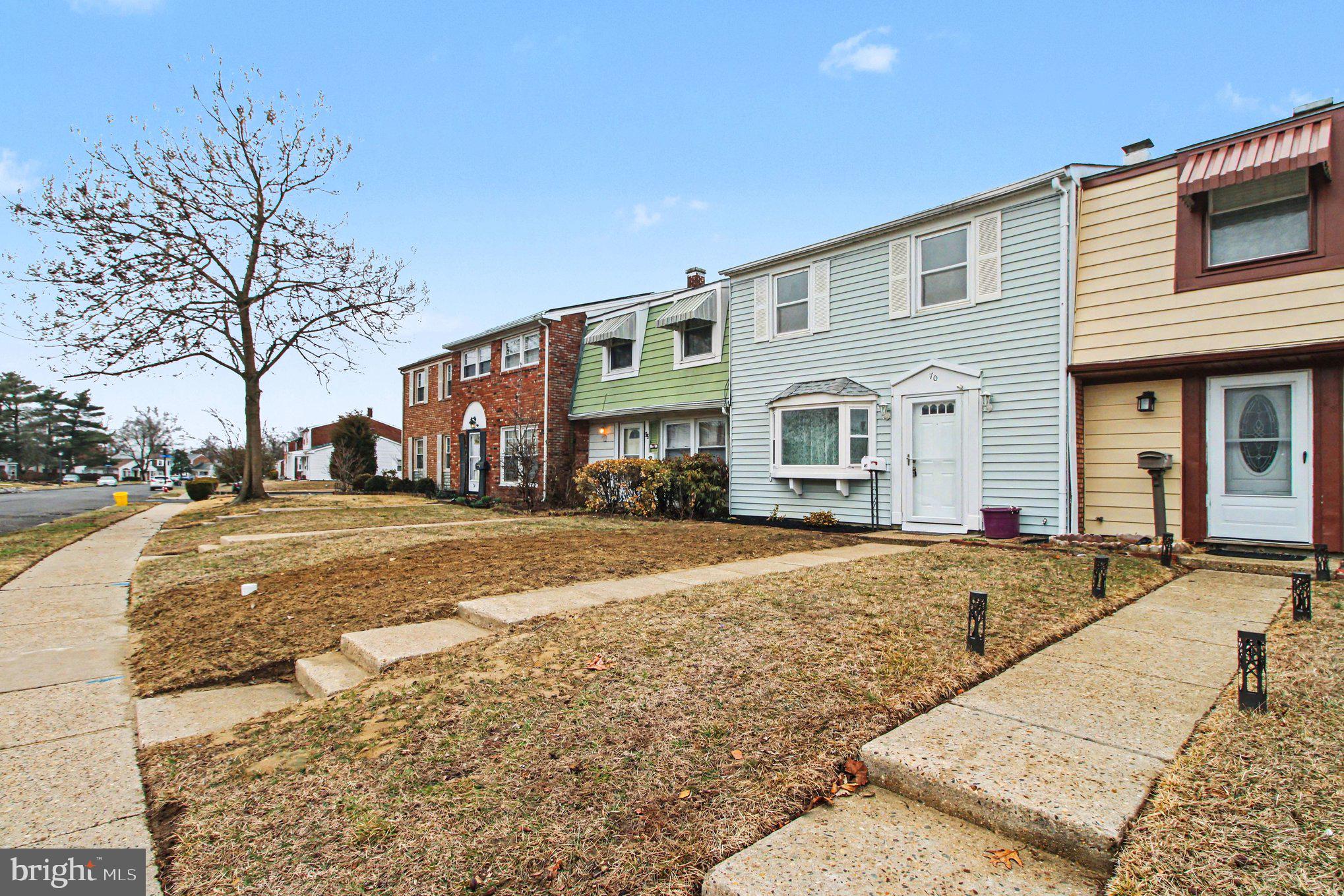 70 Rittenhouse Drive Willingboro, NJ 08046 - Photo 3 of 25 a front view of a house with a yard