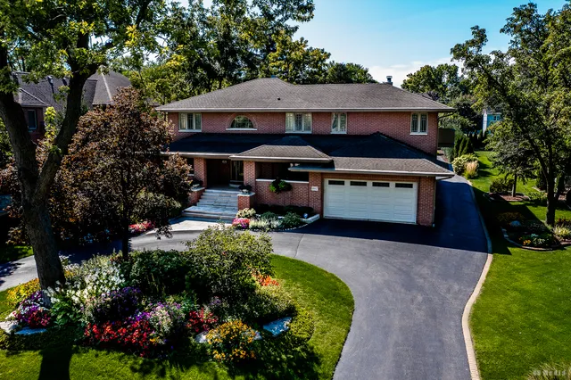 $1,199,999 | 807 Hitchcock Avenue, Lisle, IL 60532