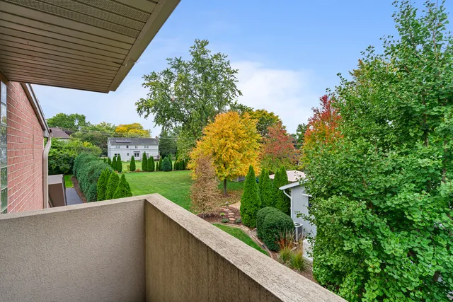 $1,199,999 | 807 Hitchcock Avenue, Lisle, IL 60532