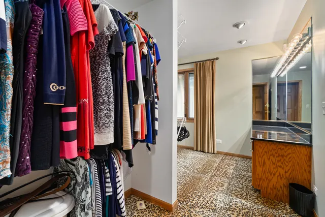 $1,199,999 | 807 Hitchcock Avenue, Lisle, IL 60532