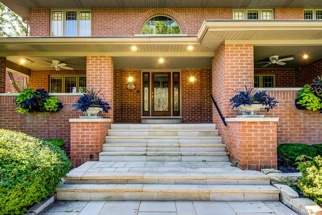 $1,199,999 | 807 Hitchcock Avenue, Lisle, IL 60532