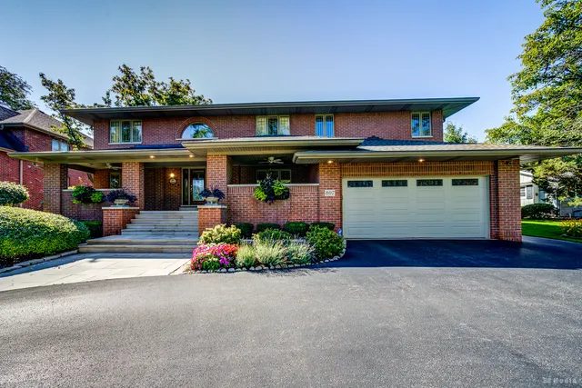 $1,199,999 | 807 Hitchcock Avenue, Lisle, IL 60532